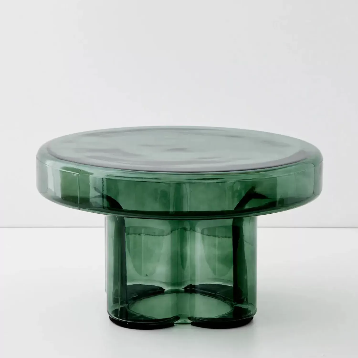 glass_coffee_table_green_2.webp GigiandTom Glass Coffee Table Green* Furniture